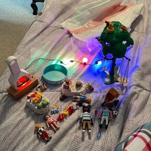 Playmobil outdoor picnic set with working lights and fireplace